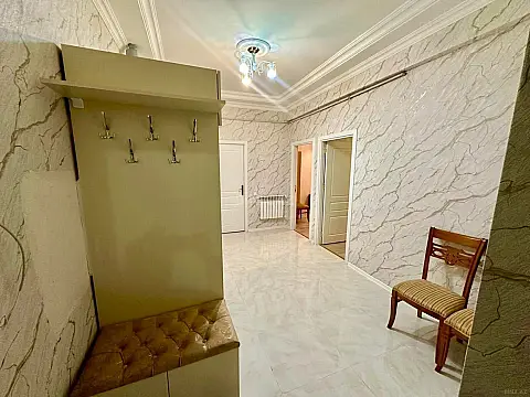 Satılır 3 otaqlı mənzil 77 m²