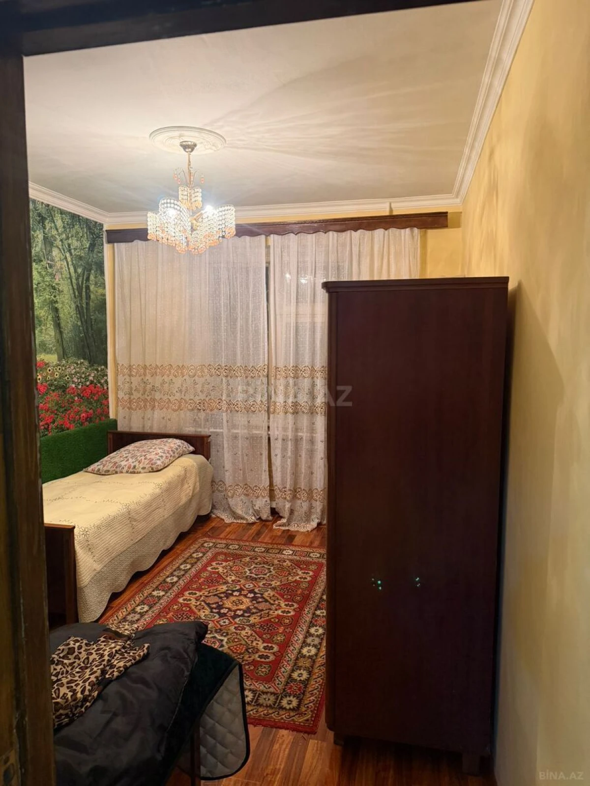 Satılır 4 otaqlı mənzil 90 m²