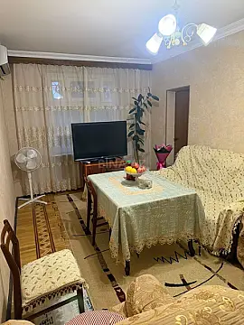 Satılır 4 otaqlı mənzil 90 m² — Bakı, Memar Əcəmi yanı 4 otaq 90.00 m²