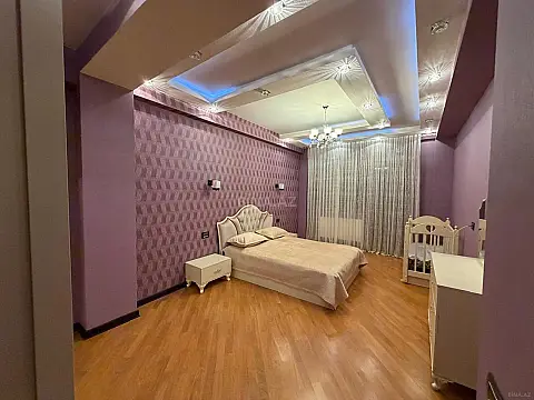 Kirayə verilir 3 otaqlı mənzil 125 m²