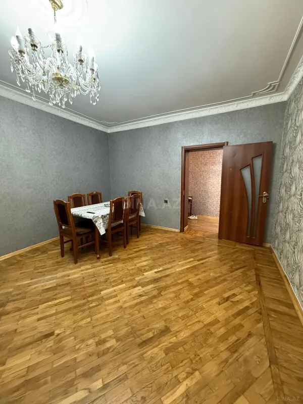 Kirayə verilir 4 otaqlı mənzil 110 m²