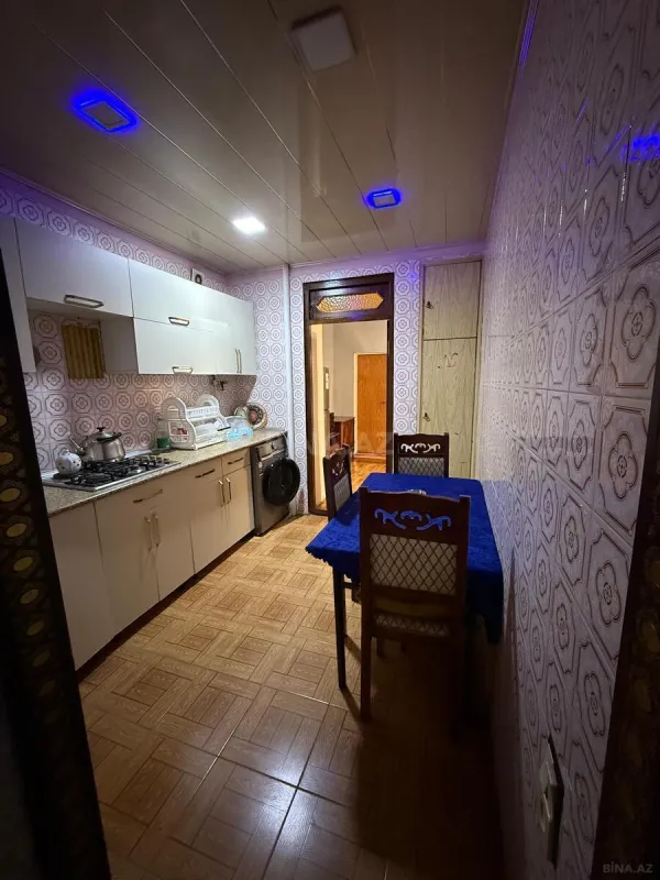 Kirayə verilir 4 otaqlı mənzil 110 m²