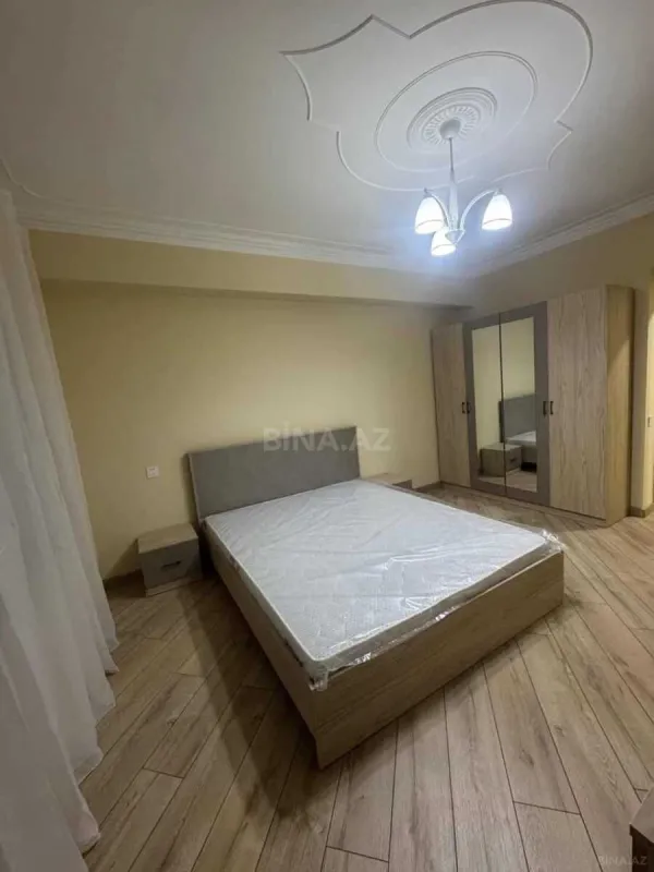 Satılır 2 otaqlı mənzil 70 m²
