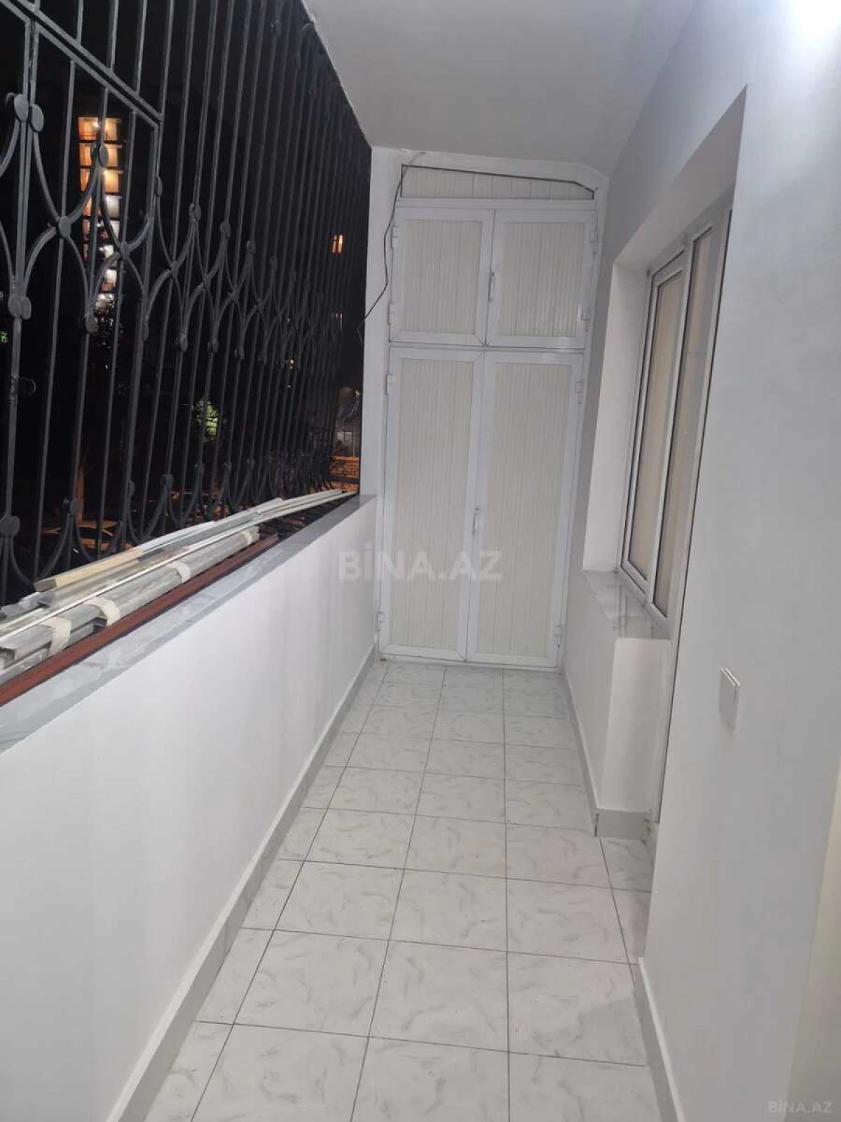 Satılır 2 otaqlı mənzil 70 m²