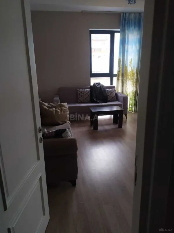 Kirayə verilir 2 otaqlı mənzil 87 m²