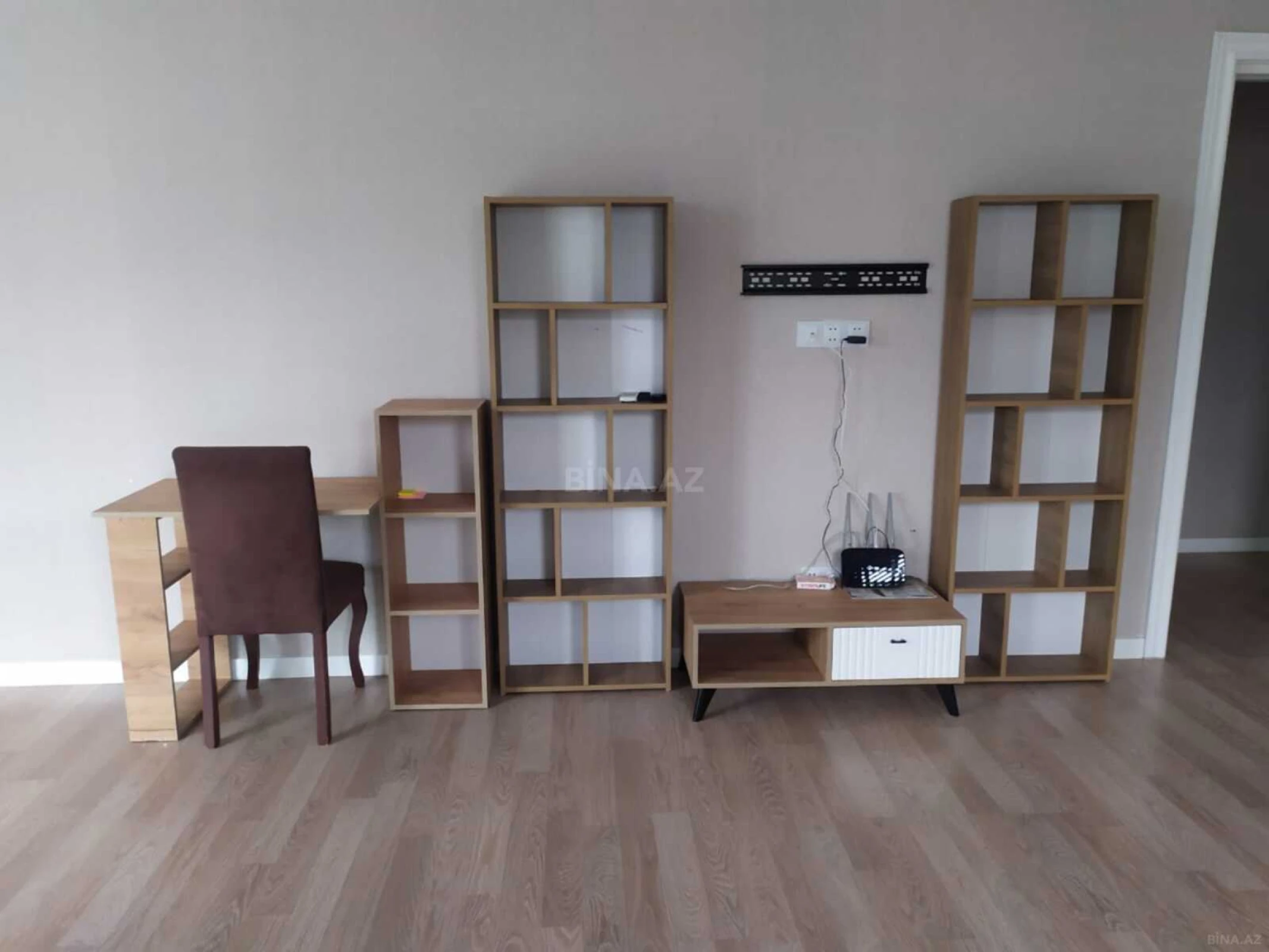 Kirayə verilir 2 otaqlı mənzil 87 m²