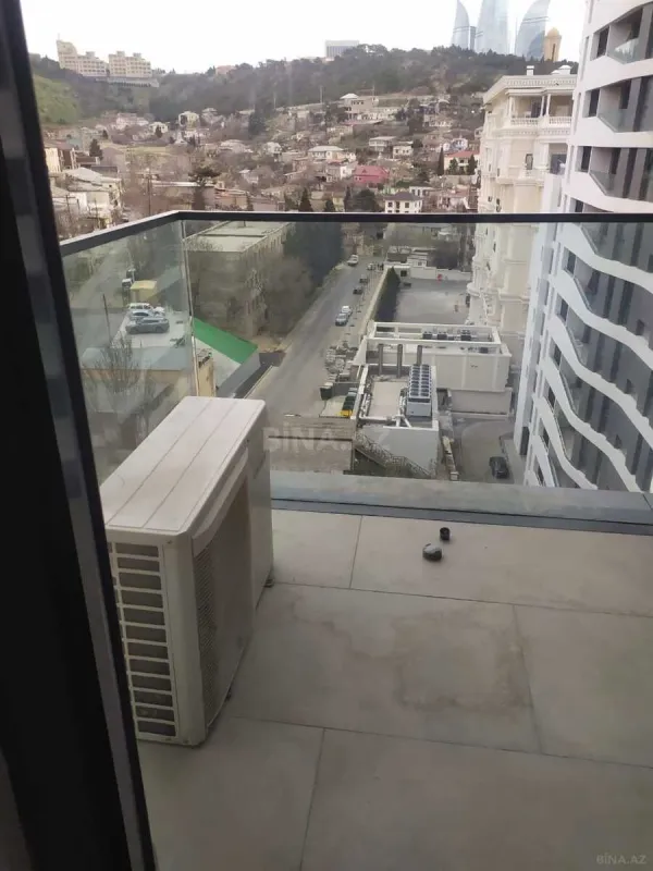 Kirayə verilir 2 otaqlı mənzil 87 m²