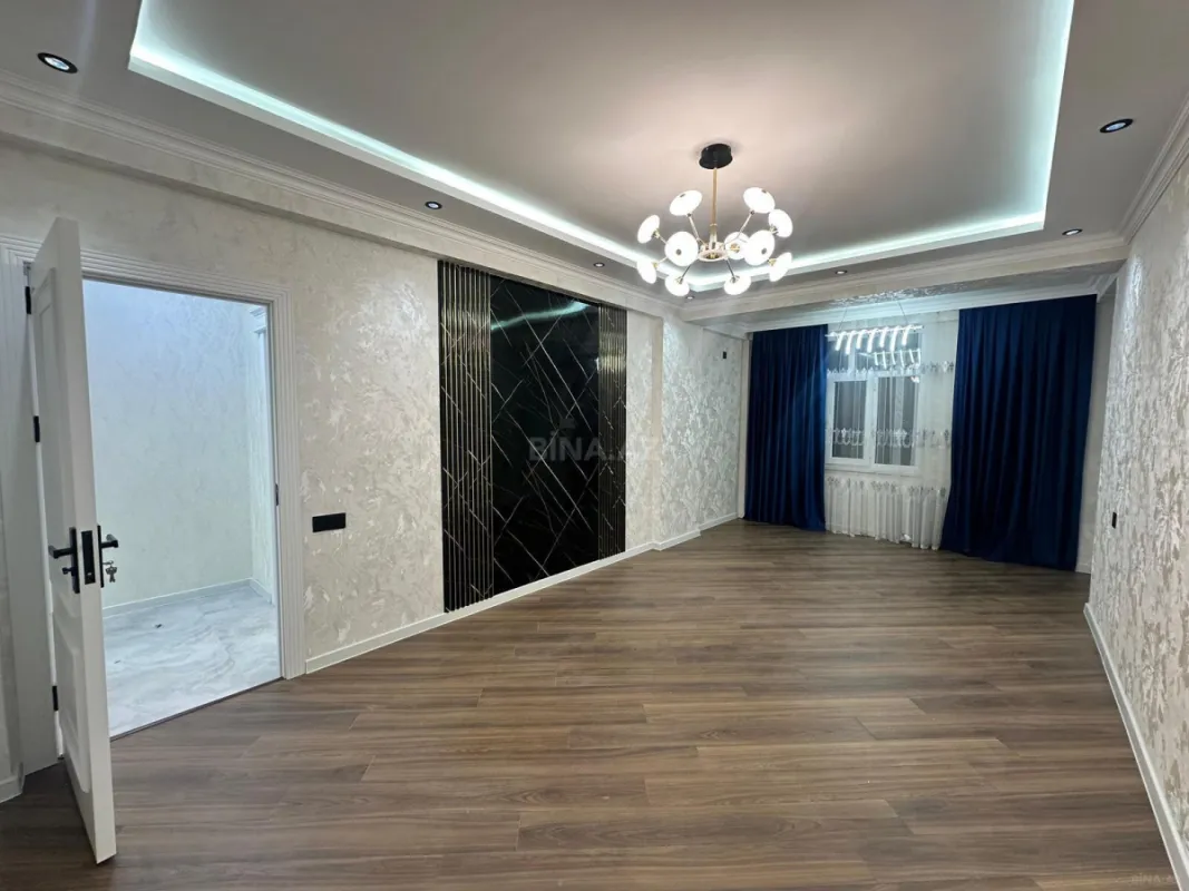 Satılır 3 otaqlı mənzil 105 m²