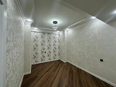 Satılır 3 otaqlı mənzil 105 m²