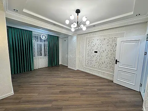 Satılır 3 otaqlı mənzil 105 m²