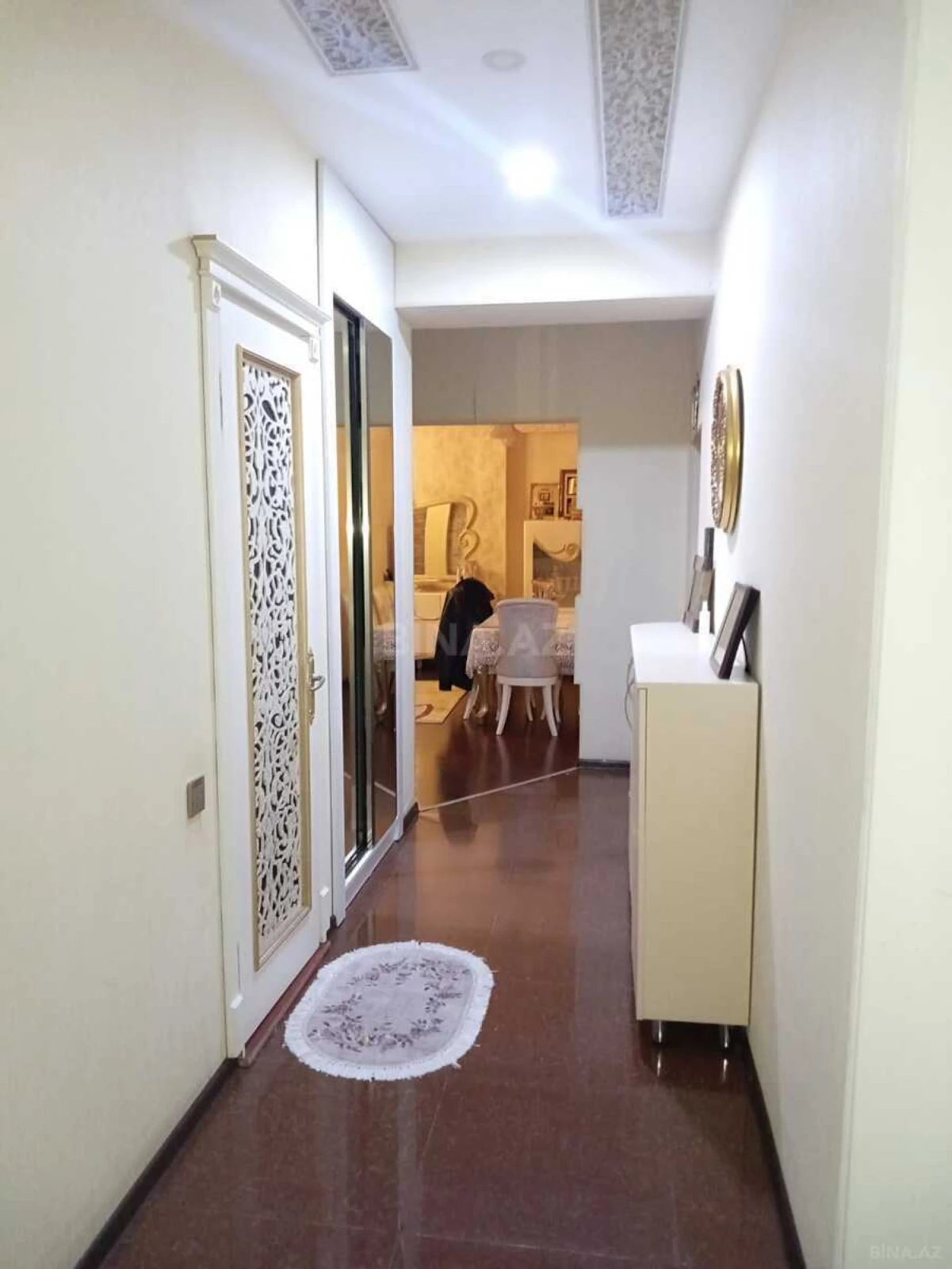 Satılır 3 otaqlı mənzil 110 m²