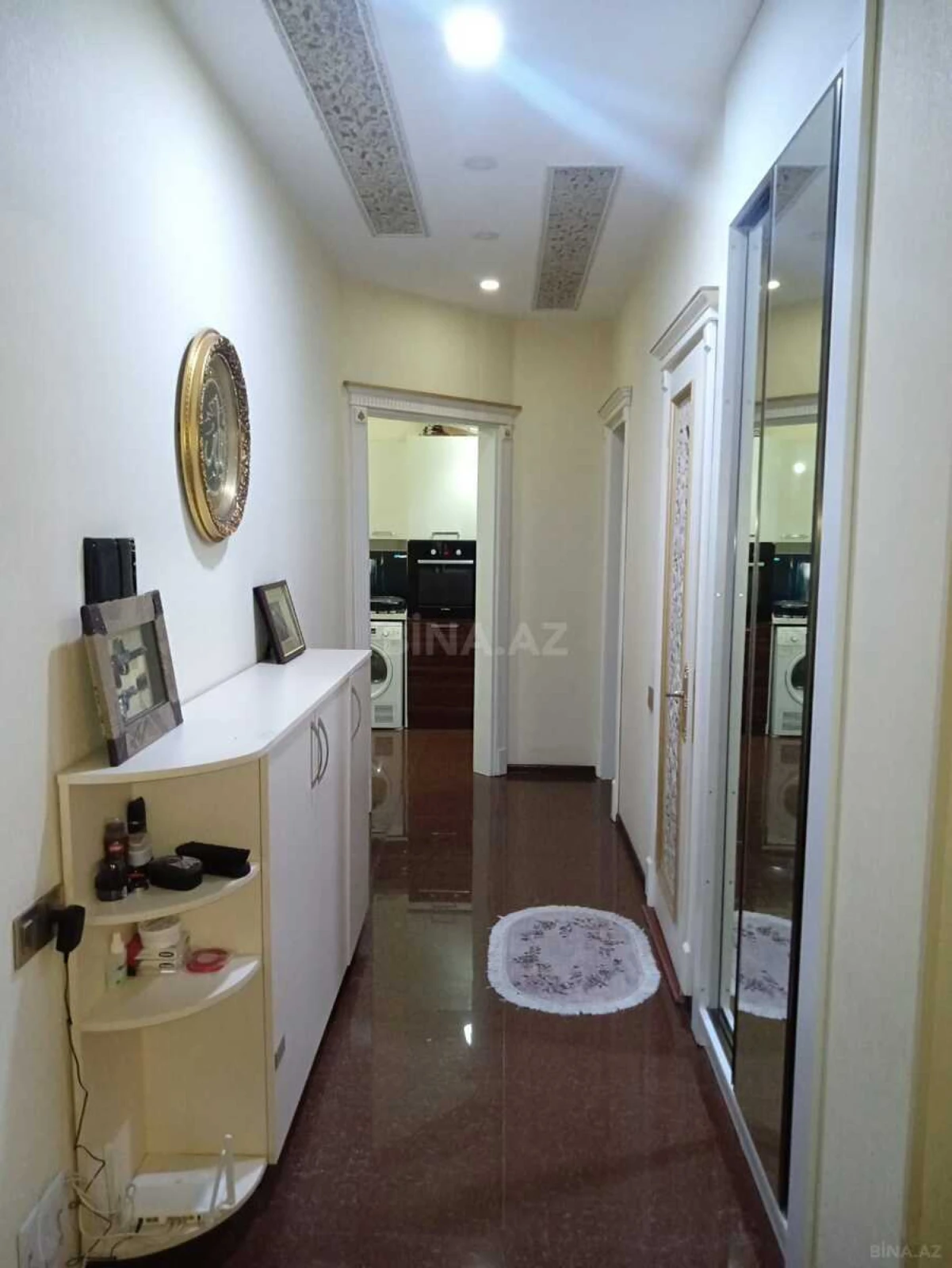 Satılır 3 otaqlı mənzil 110 m²