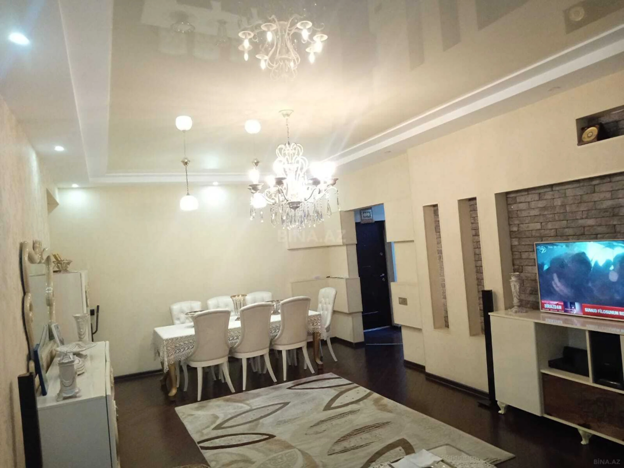 Satılır 3 otaqlı mənzil 110 m²