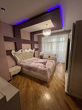 Kirayə verilir 2 otaqlı mənzil 82 m²