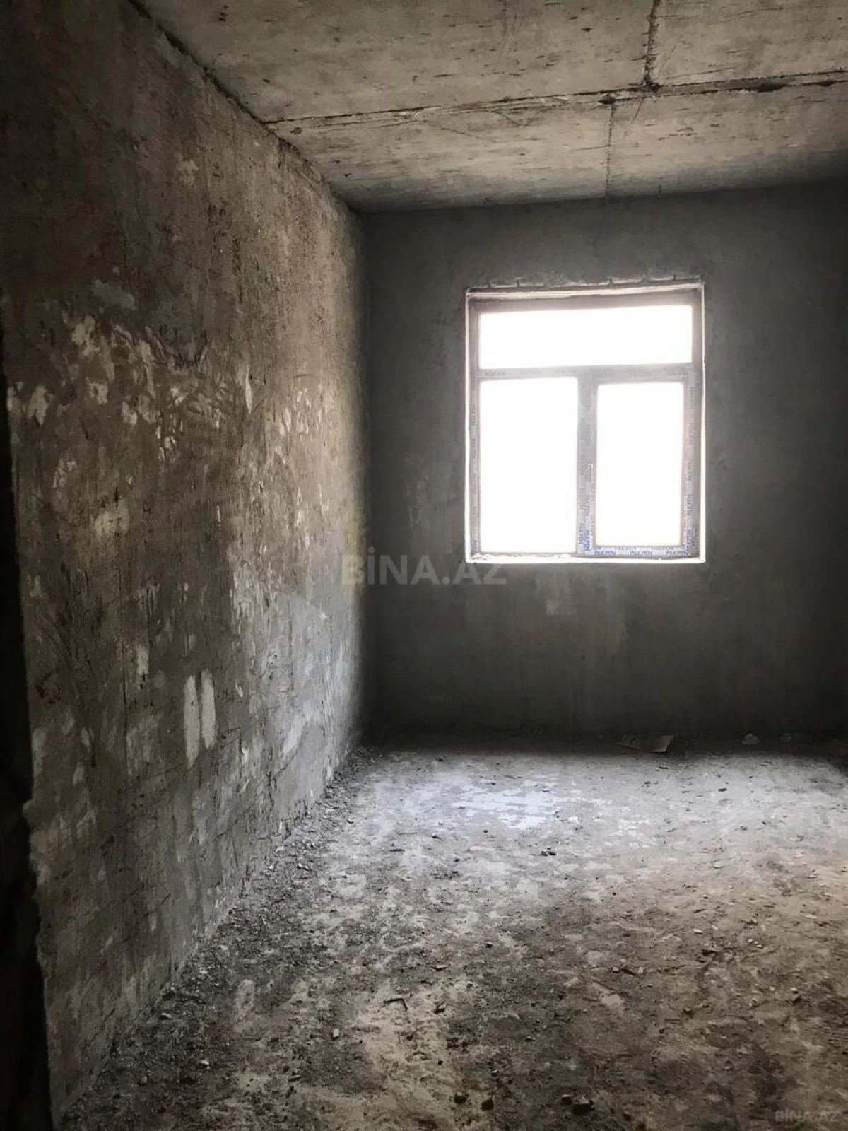 Satılır 1 otaqlı mənzil 47.5 m²