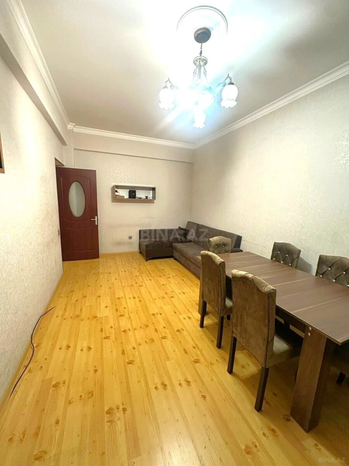 Kirayə verilir 2 otaqlı mənzil 70 m²