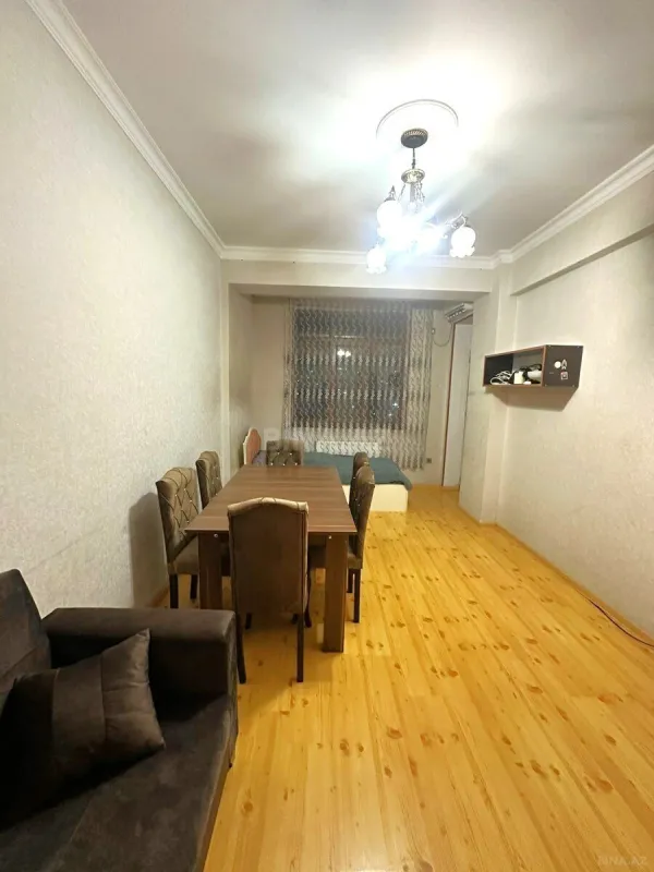 Kirayə verilir 2 otaqlı mənzil 70 m²