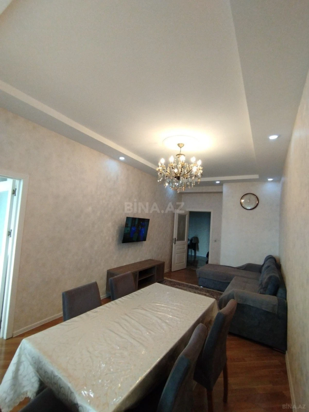 Satılır 2 otaqlı mənzil 71 m²