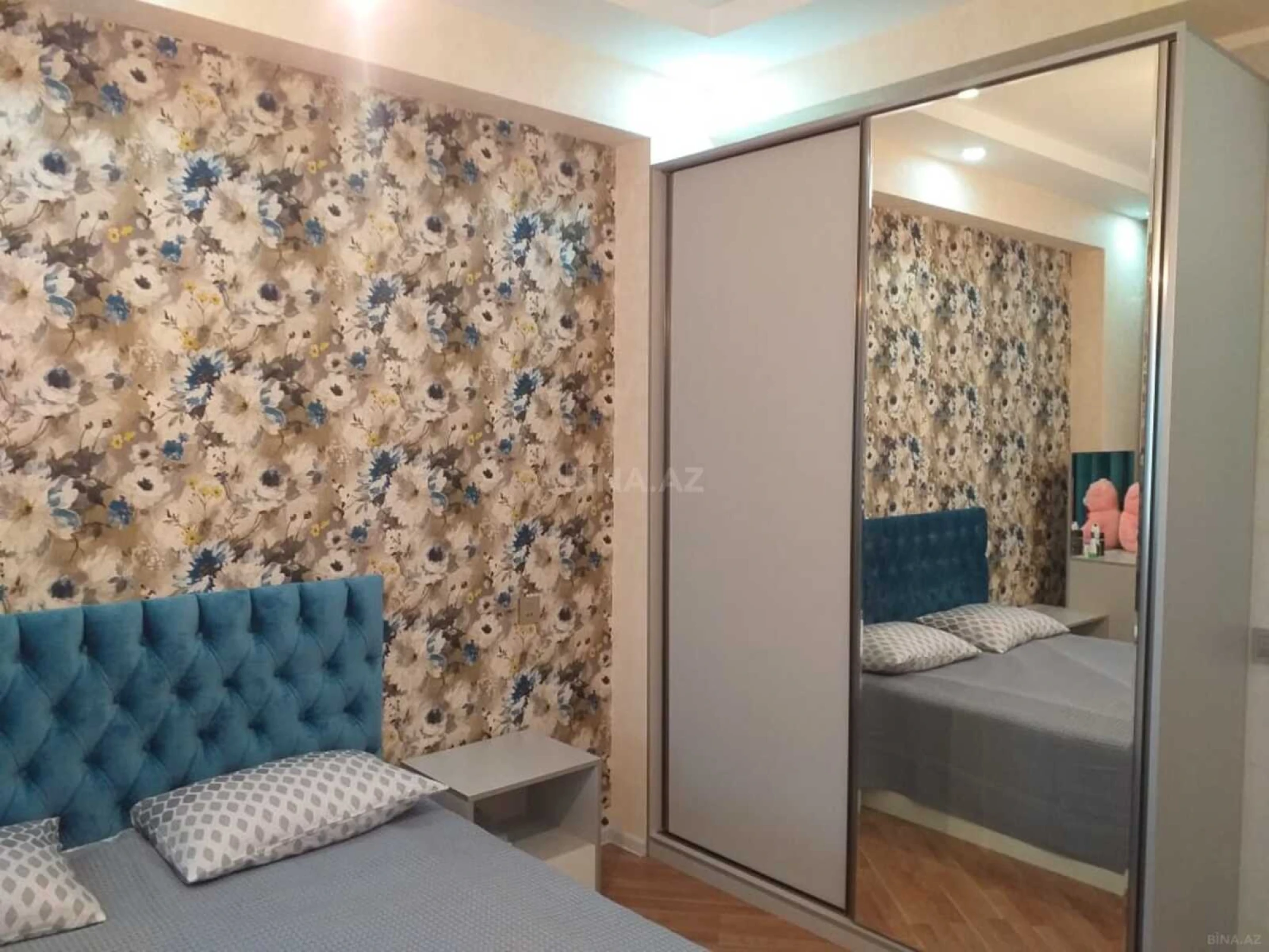 Satılır 2 otaqlı mənzil 71 m²