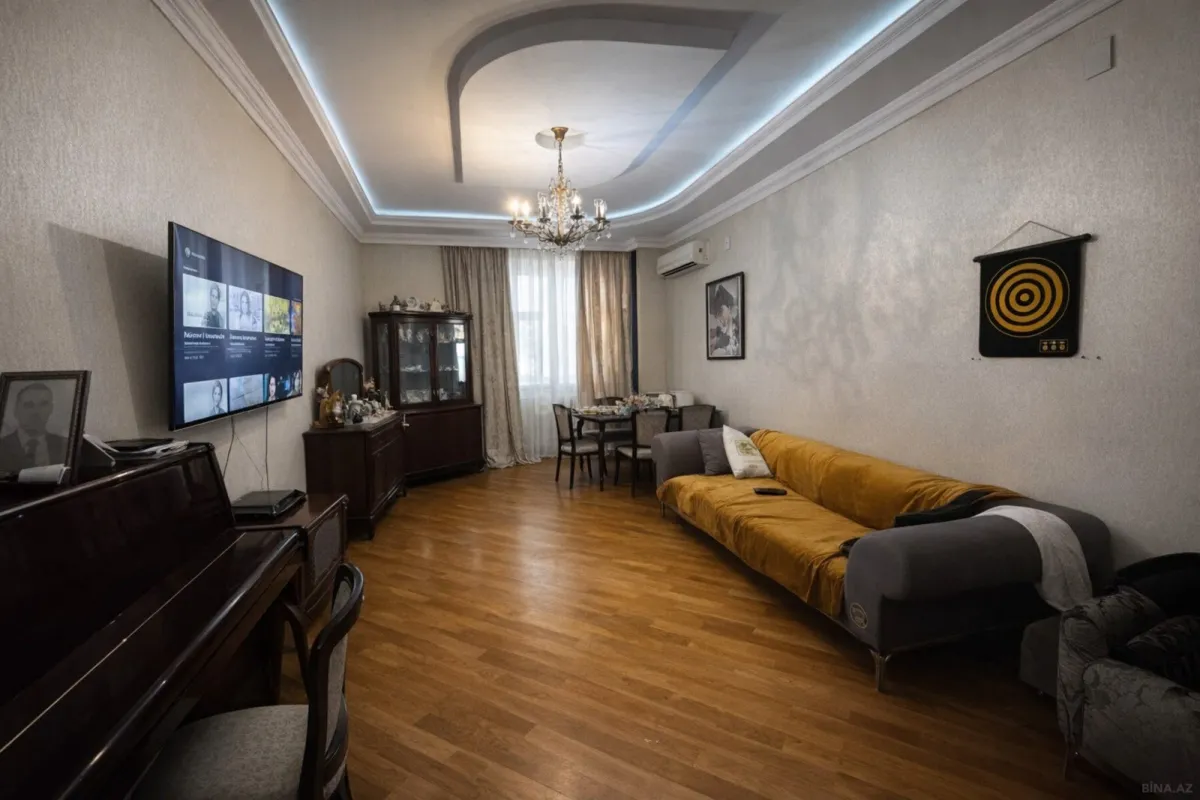 Satılır 2 otaqlı mənzil 66 m²