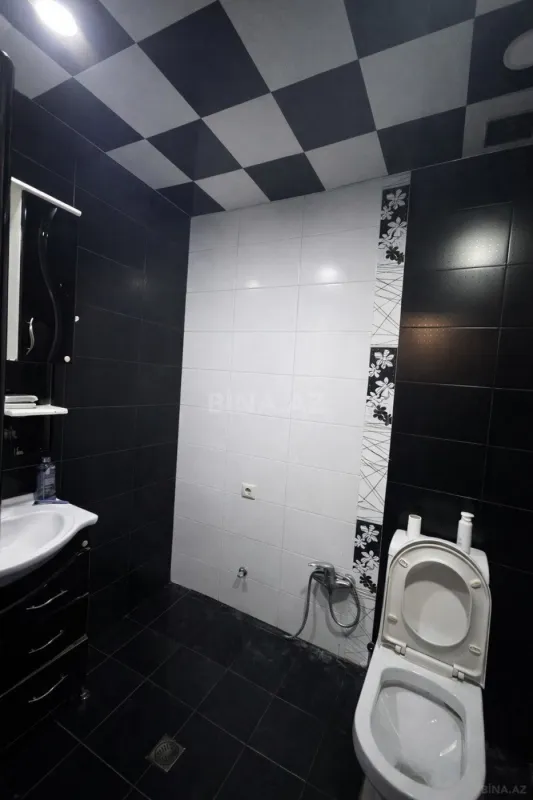 Satılır 2 otaqlı mənzil 66 m²
