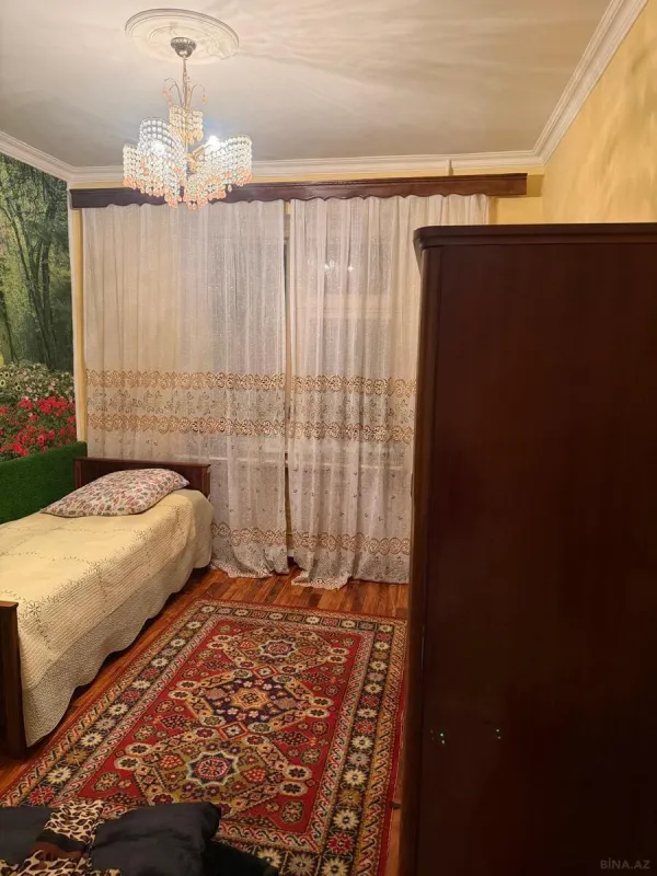 Satılır 4 otaqlı mənzil 85 m²