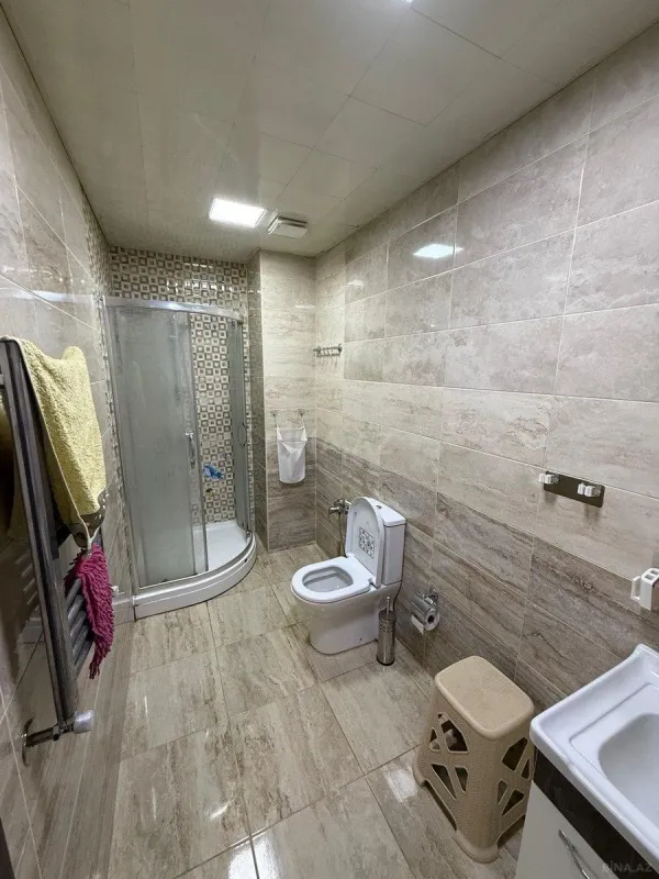 Kirayə verilir 2 otaqlı mənzil 70 m²