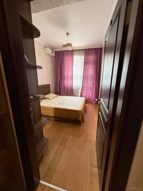 Kirayə verilir 2 otaqlı mənzil 70 m²