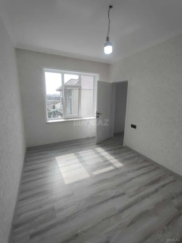 Satılır 4 otaqlı həyət evi 130 m²