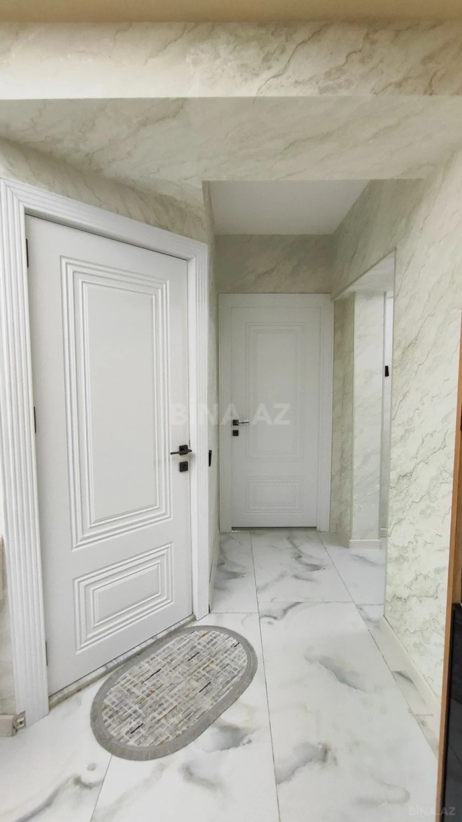 Satılır 3 otaqlı mənzil 82 m²