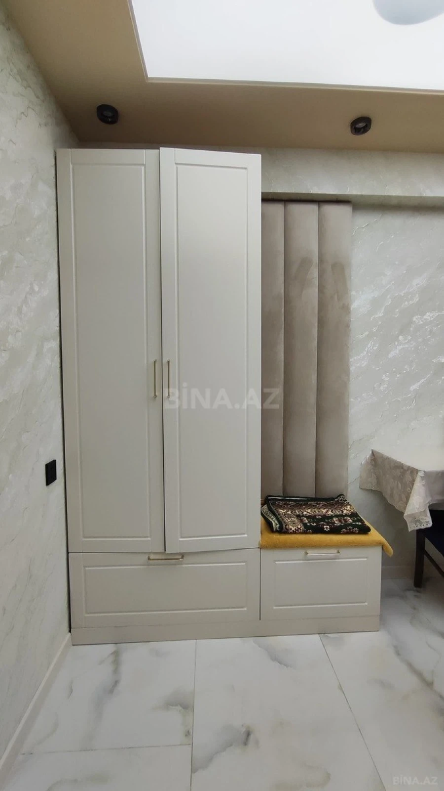 Satılır 3 otaqlı mənzil 82 m²