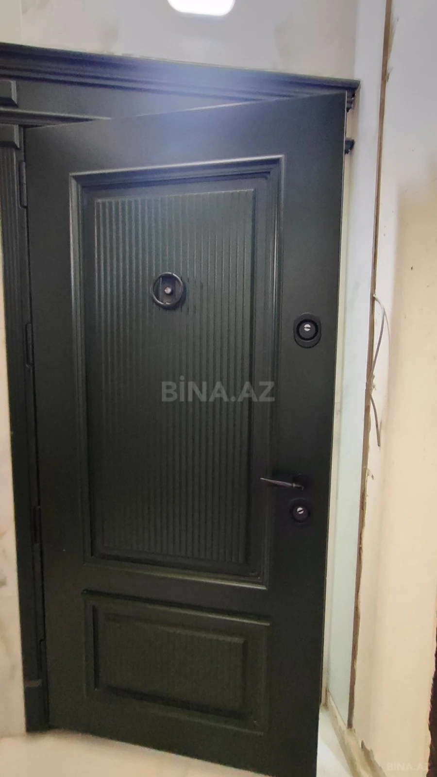 Satılır 3 otaqlı mənzil 82 m²