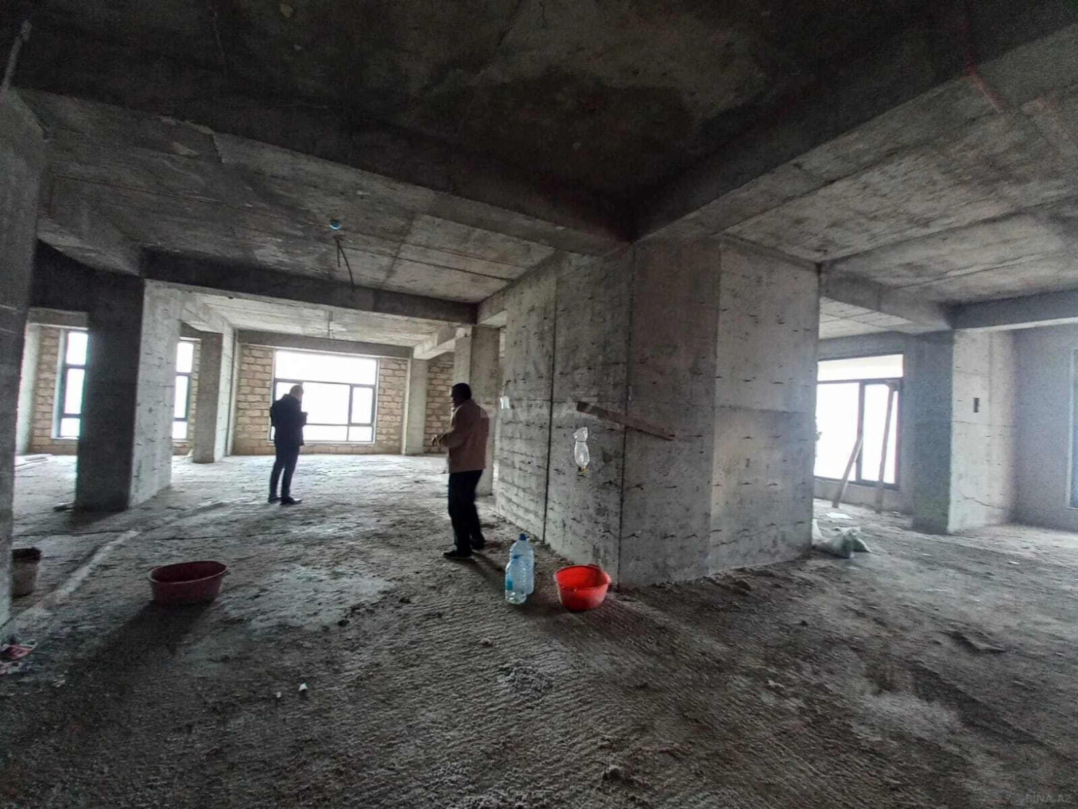 Satılır obyekt 1200 m²