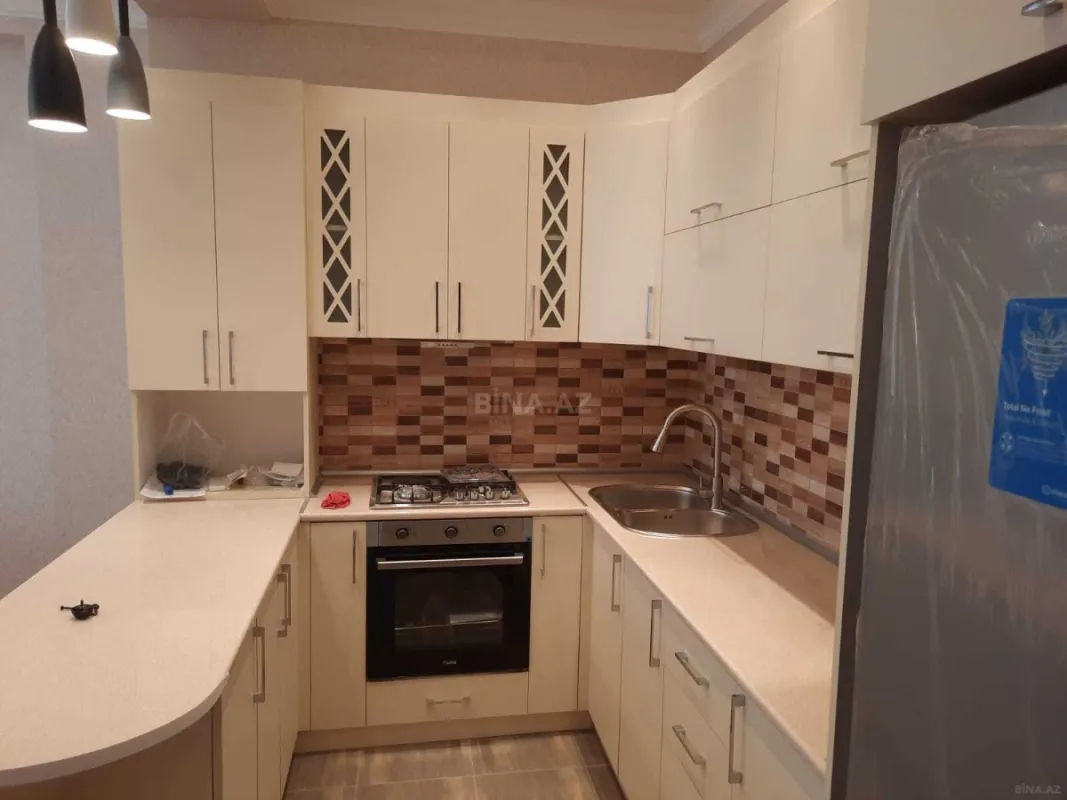 Kirayə verilir 3 otaqlı mənzil 115 m²