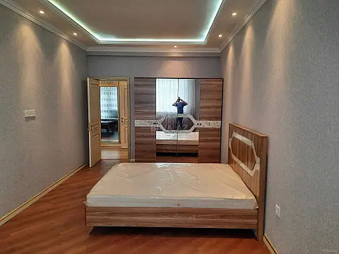 Kirayə verilir 3 otaqlı mənzil 115 m²