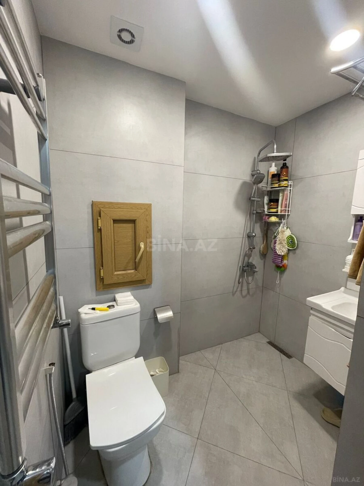 Kirayə verilir 2 otaqlı mənzil 75 m²