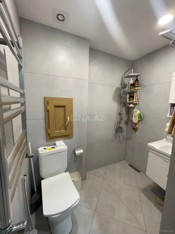 Kirayə verilir 2 otaqlı mənzil 75 m²
