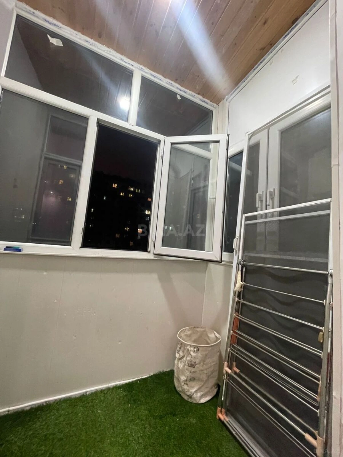 Kirayə verilir 2 otaqlı mənzil 75 m²