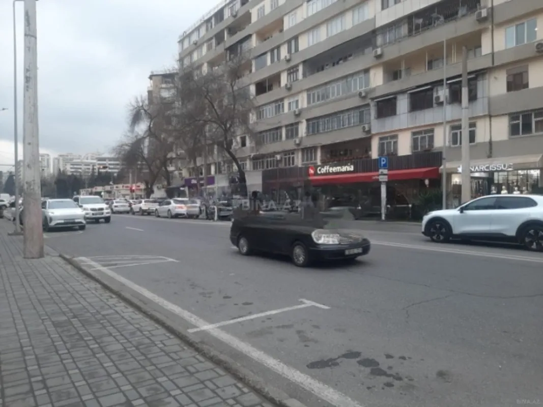 Kirayə verilir obyekt 600 m²