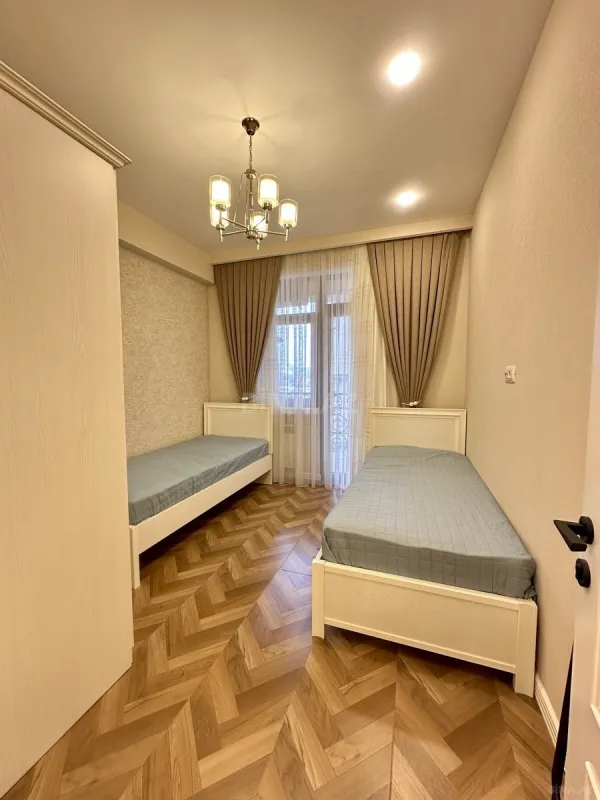 Satılır 3 otaqlı mənzil 95 m²