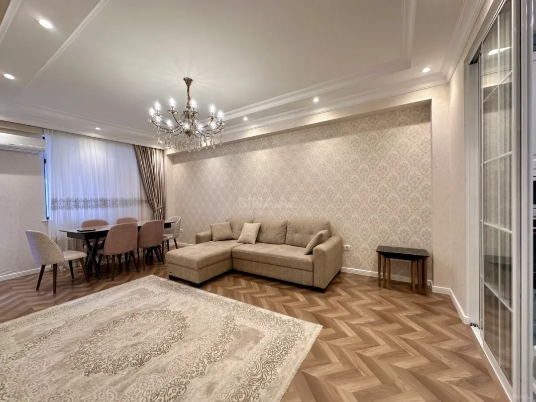 Satılır 3 otaqlı mənzil 95 m²