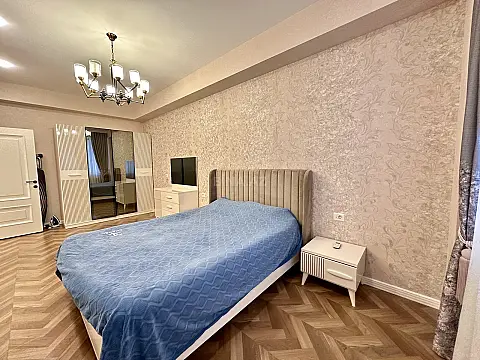 Satılır 3 otaqlı mənzil 95 m²