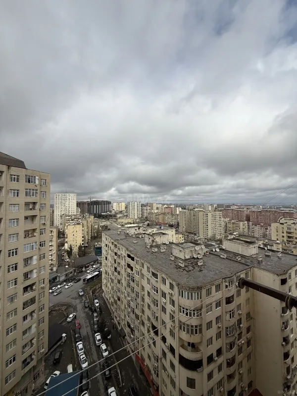 Satılır 2 otaqlı mənzil 62 m²