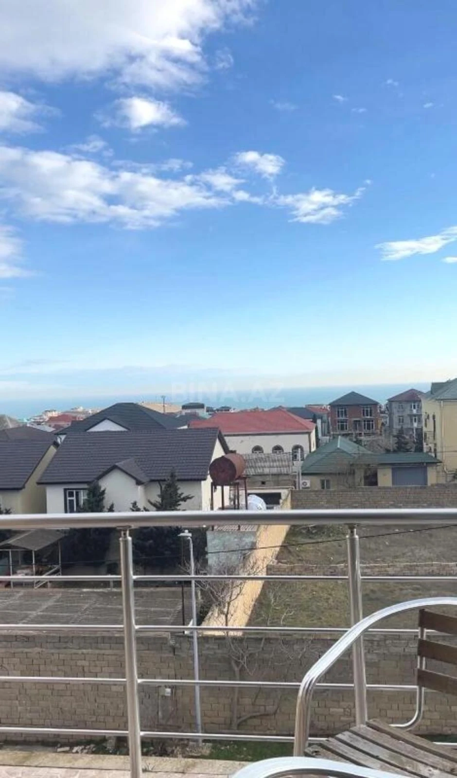 Satılır 7 otaqlı həyət evi 330 m²