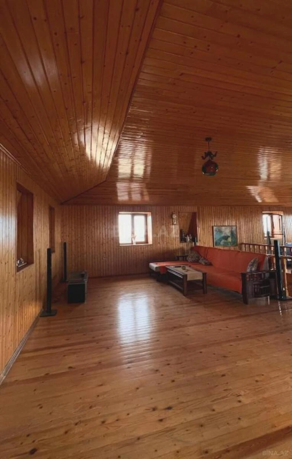 Satılır 7 otaqlı həyət evi 330 m²