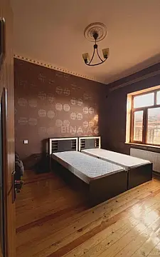 Satılır 7 otaqlı həyət evi 330 m²