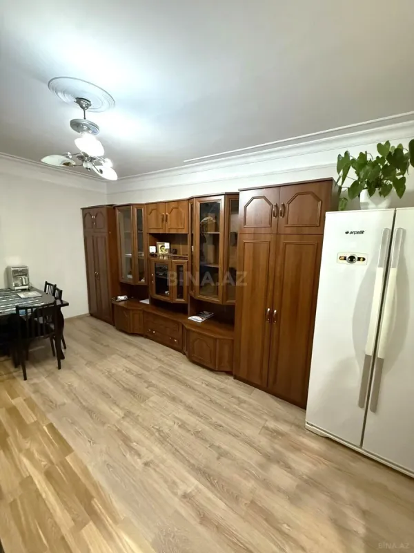 Satılır 2 otaqlı mənzil 45 m²