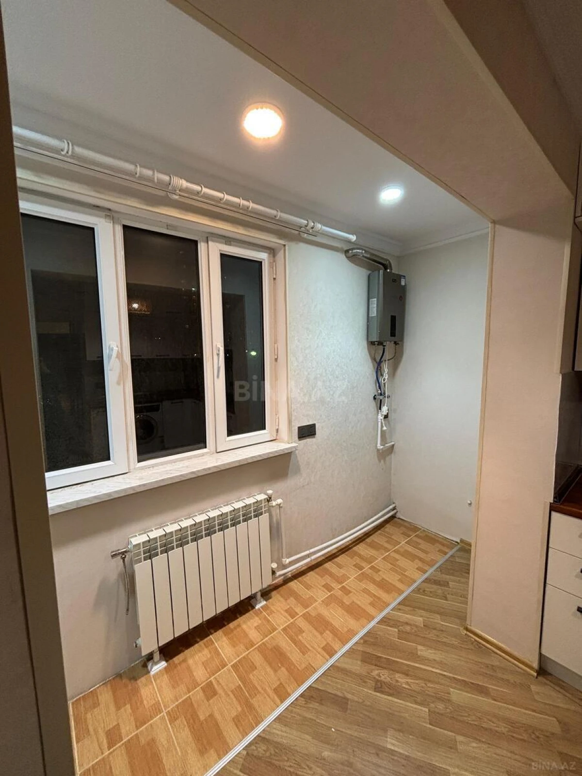 Kirayə verilir 2 otaqlı mənzil 87 m²
