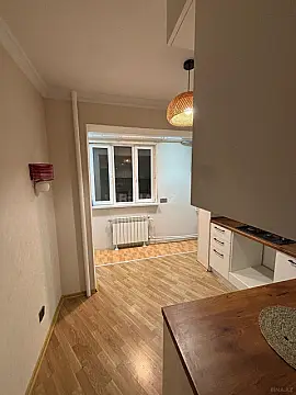 Kirayə verilir 2 otaqlı mənzil 87 m²