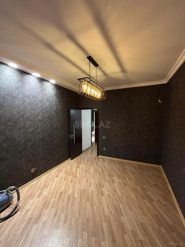 Kirayə verilir 2 otaqlı mənzil 87 m²